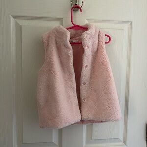 Faux shearling light pink vest